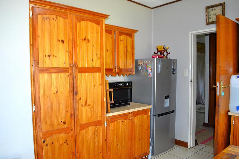 To Let 4 Bedroom Property for Rent in Vyfhoek A H North West